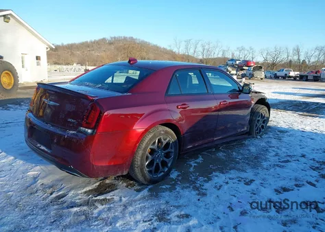 2018 Chrysler 300 300S Awd from USA, damaged, VIN 2C3CCAGG7JH141503